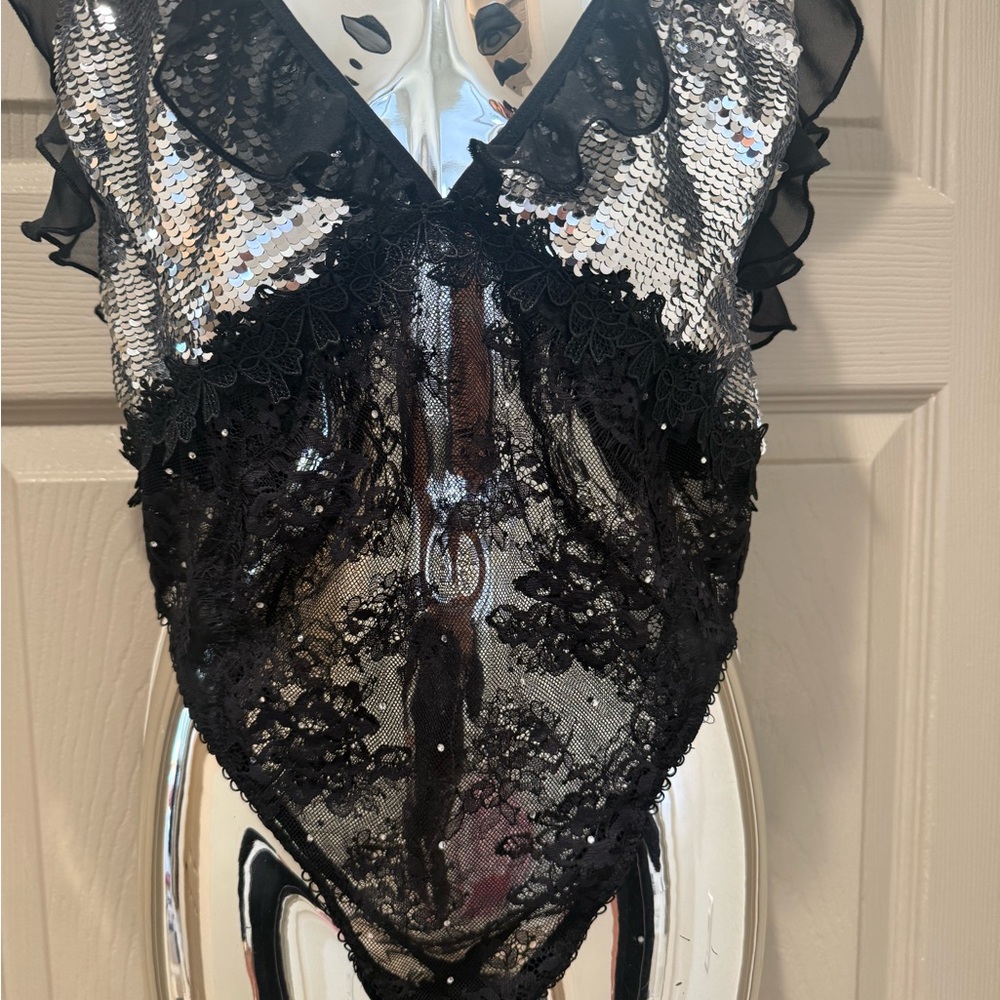 Black and Silver Sequin Bodysuit - Picture 2 of 8